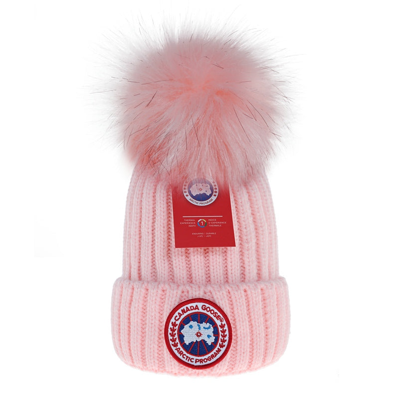 WOMENS CANADA GOOSE BEANIE - 7 COLORS