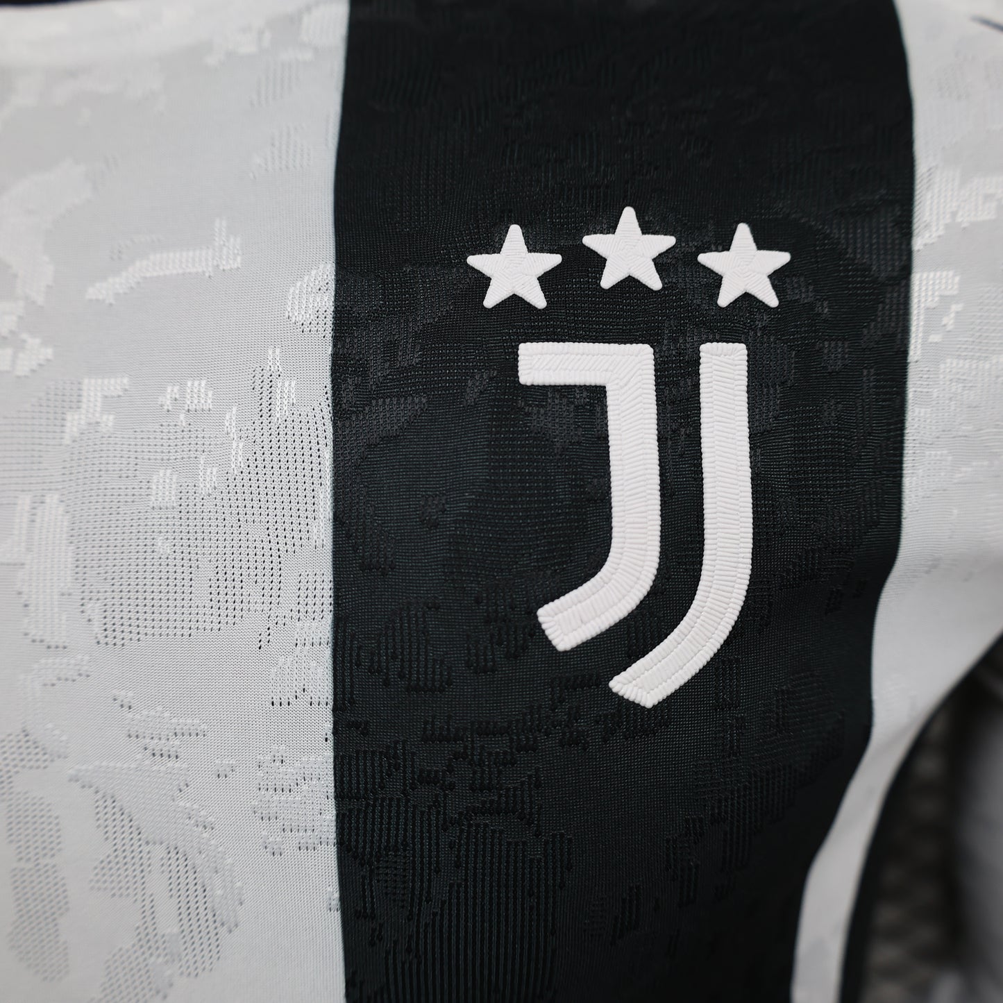 Juventus 2024/25 Home Jersey