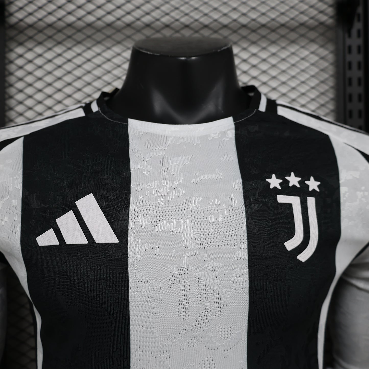 Juventus 2024/25 Home Jersey